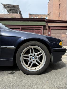 2001 BMW 740 i
