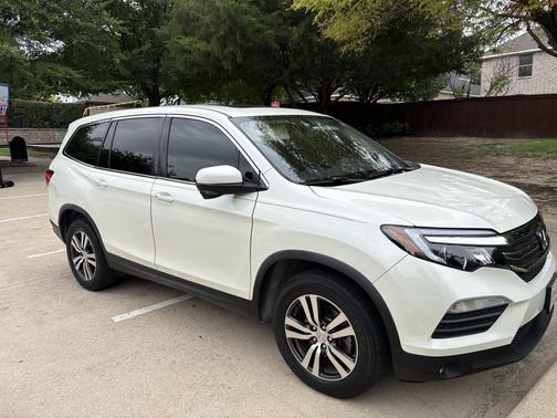 White 2016 Honda Pilot EX-L