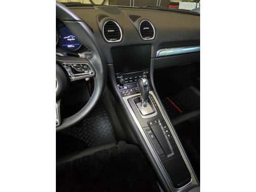 2022 Porsche 718 Cayman T