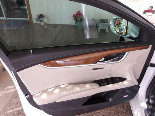 White 2019 Cadillac XTS Luxury