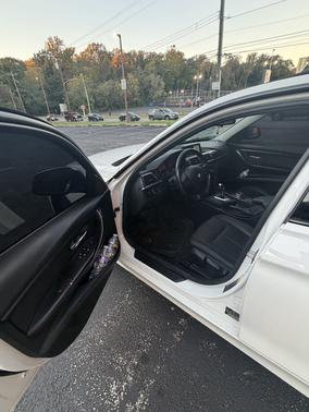White 2015 BMW 320 i xDrive