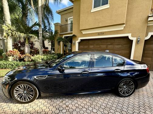 2015 BMW M5 Base