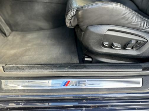 2015 BMW M5 Base
