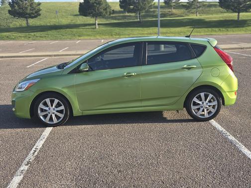 2014 Hyundai Accent SE