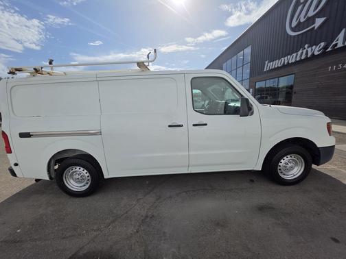 2014 Nissan NV Cargo NV1500 S V6