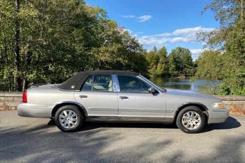 Silver 2006 Mercury Grand Marquis LS