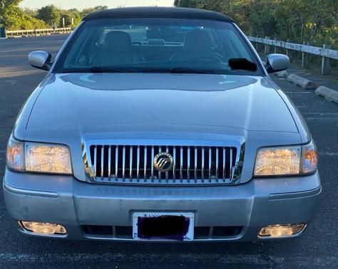 Silver 2006 Mercury Grand Marquis LS