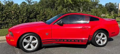 Red 2009 Ford Mustang Premium