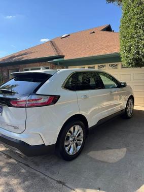 White 2020 Ford Edge Titanium