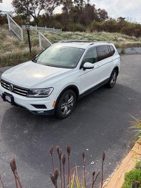 White 2021 Volkswagen Tiguan 2.0T SE