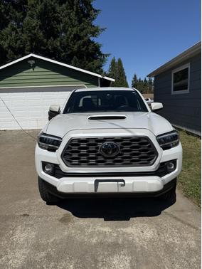 2022 Toyota Tacoma TRD Off Road