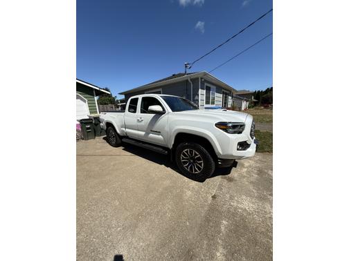 2022 Toyota Tacoma TRD Off Road