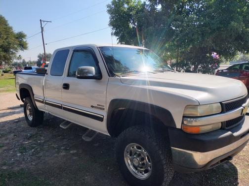 2002 Chevrolet Silverado 2500 LT H/D Extended Cab