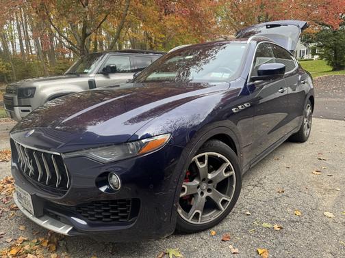 2017 Maserati Levante Base