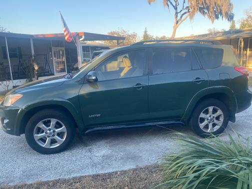 2010 Toyota RAV4 Limited