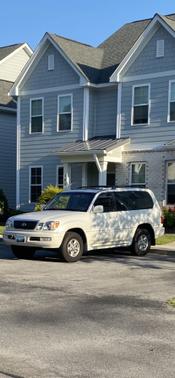 2002 Lexus LX 470 Base