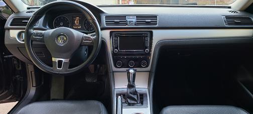 Black 2013 Volkswagen Passat 2.5 SE