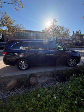 Blue 2015 Honda Odyssey EX-L