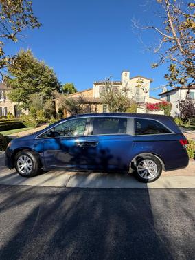 Blue 2015 Honda Odyssey EX-L