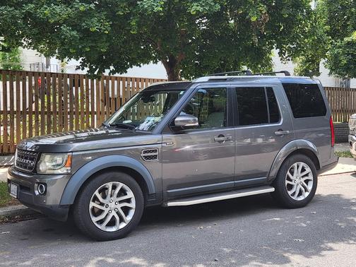 Gray 2016 Land Rover LR4 HSE