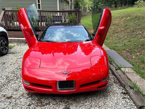 Red 2002 Chevrolet Corvette Base