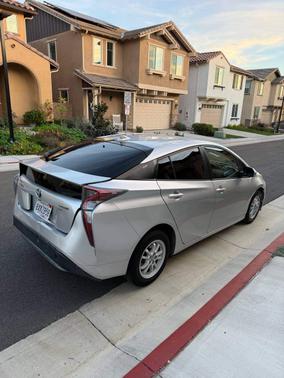 2016 Toyota Prius Four Touring