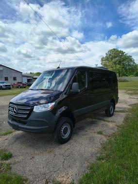 2021 Mercedes-Benz Sprinter 2500 Standard Roof