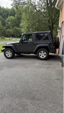 2017 Jeep Wrangler Sport