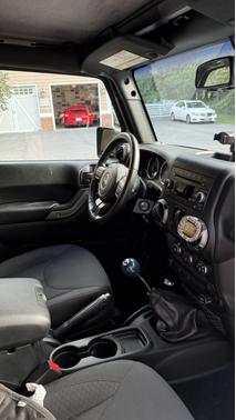 2017 Jeep Wrangler Sport