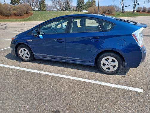 2010 Toyota Prius II