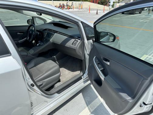 2010 Toyota Prius I