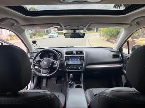 White 2019 Subaru Outback 2.5i Limited