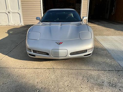 Silver 2001 Chevrolet Corvette Z06