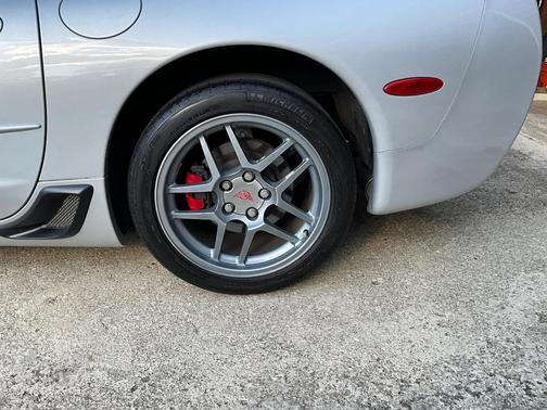 Silver 2001 Chevrolet Corvette Z06