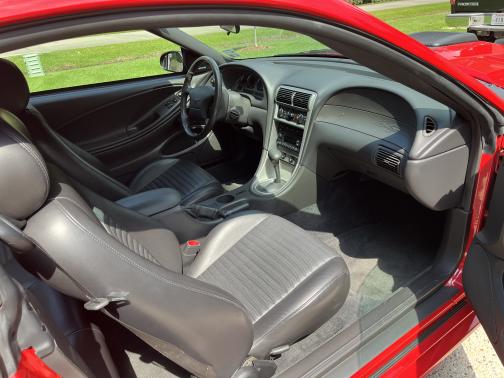 2003 Ford Mustang Mach I