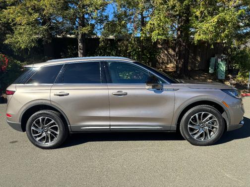 2020 Lincoln Corsair Standard