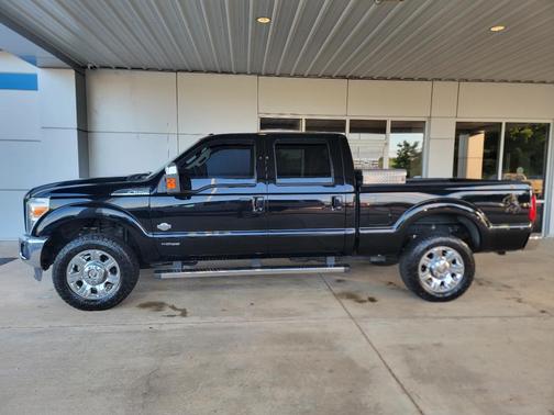 Black 2016 Ford F-350 King Ranch