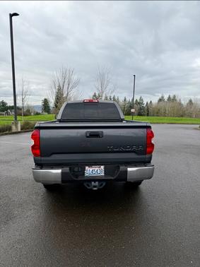 2014 Toyota Tundra SR5