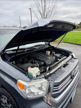 2014 Toyota Tundra SR5