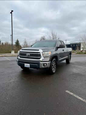 2014 Toyota Tundra SR5