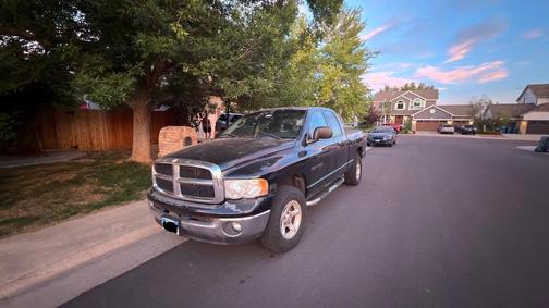 Black 2004 Dodge Ram 1500 SLT Quad Cab