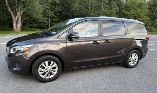 2015 Kia Sedona LX