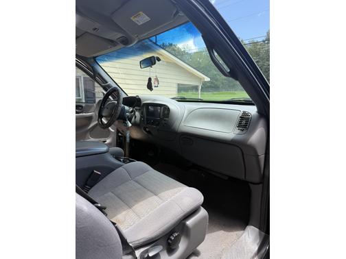 2002 Ford F-150 XLT SuperCab