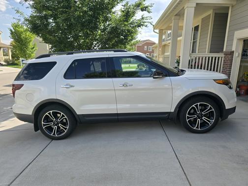2013 Ford Explorer Sport