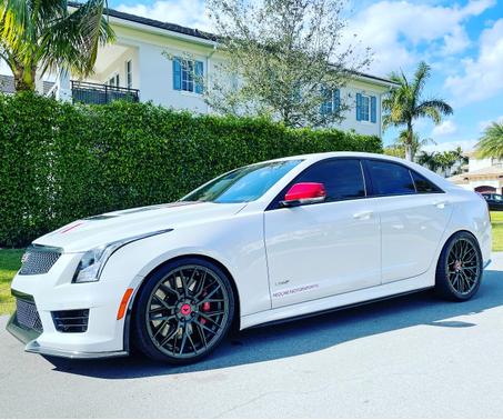 Photo 4 of 11 of 2018 Cadillac ATS-V Base
