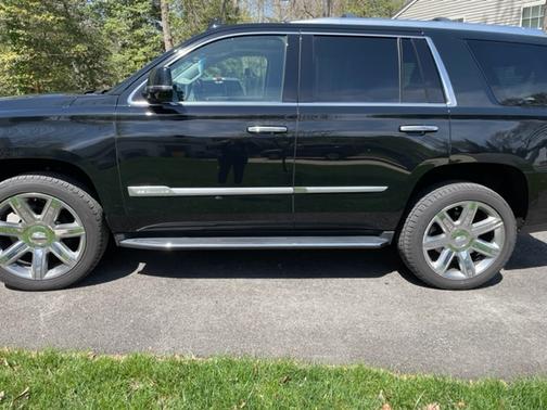 Photo 1 of 6 of 2019 Cadillac Escalade Premium Luxury