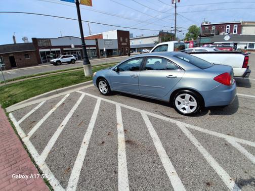 Blue 2009 Pontiac G6 Base