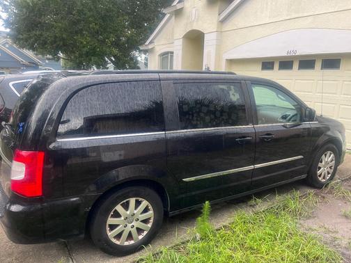 Black 2013 Chrysler Town & Country Touring