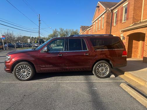Brown 2015 Lincoln Navigator L