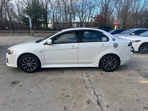 2017 Mitsubishi Lancer SEL